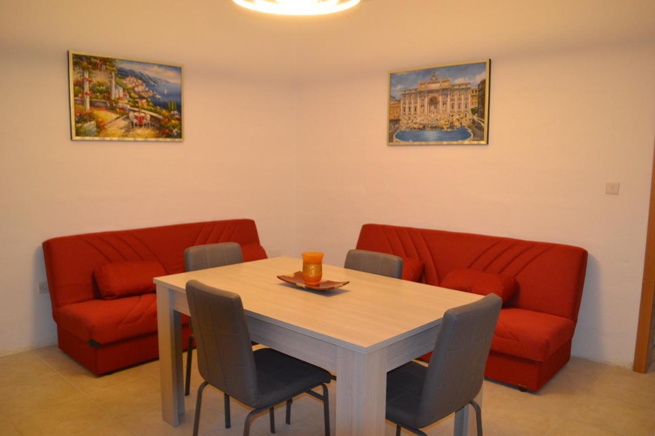 La Luna Town House Сліма Екстер'єр фото
