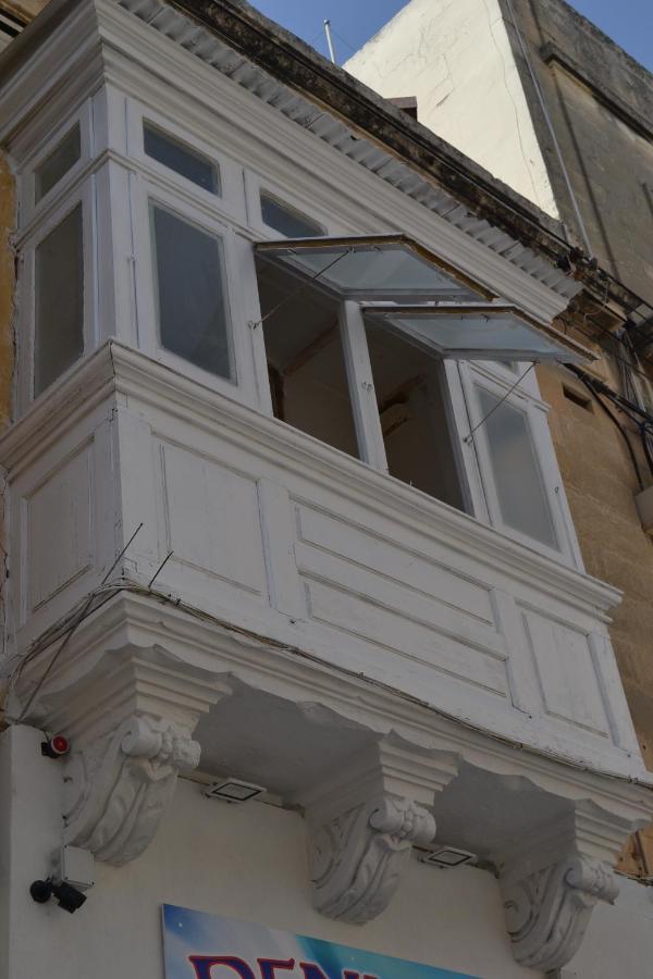 La Luna Town House Сліма Екстер'єр фото